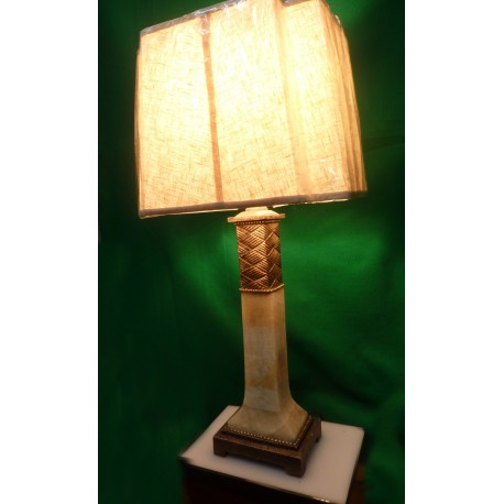 Pearly Beige Desk Lamp